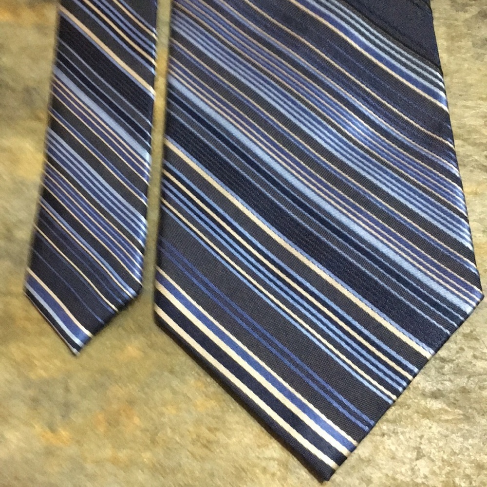 George silk tie - Picture 4 of 4
